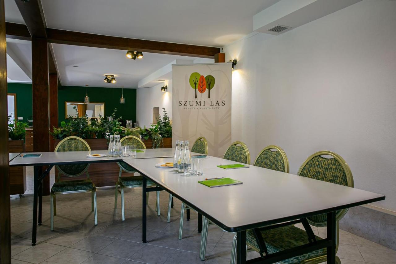 Szumi Las Events & Apartments Regimin Esterno foto